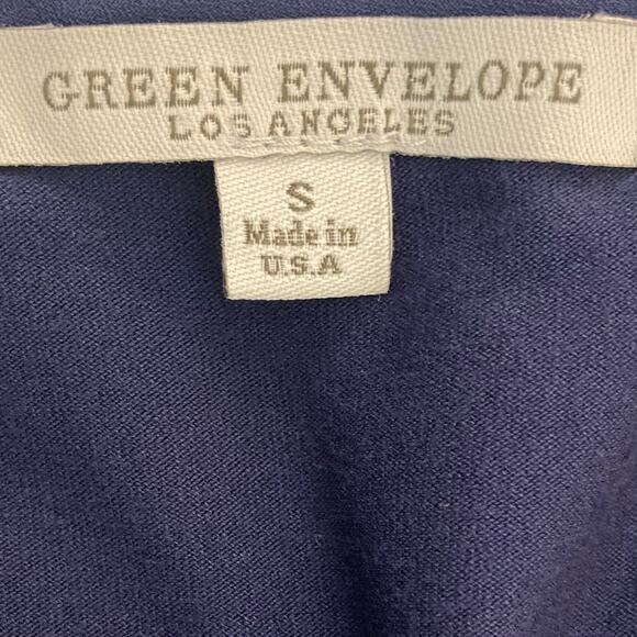 Navy blue chiffon overlay camisole by Green Envelope, Size small Fly Away top - Picture 6 of 8